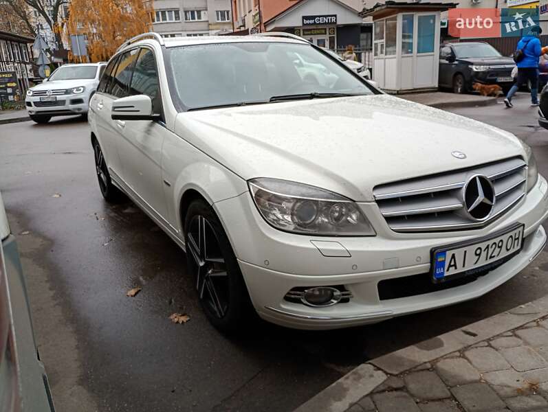 Универсал Mercedes-Benz C-Class 2009 в Коцюбинском