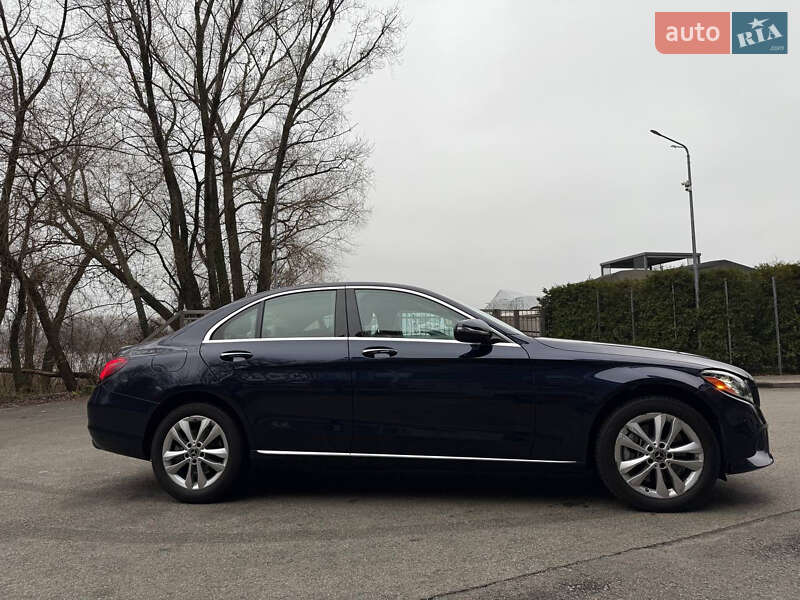 Седан Mercedes-Benz C-Class 2020 в Броварах Седан Mercedes-Benz C-Class 2020 в Броварах