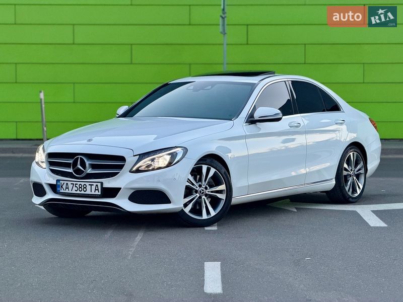 Седан Mercedes-Benz C-Class 2017 в Киеве