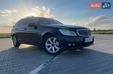 Универсал Mercedes-Benz C-Class 2011 в Кременчуках