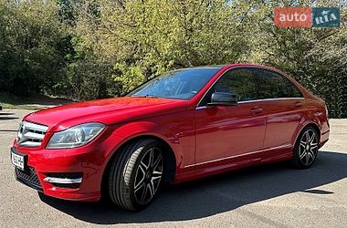 Седан Mercedes-Benz C-Class 2012 в Києві