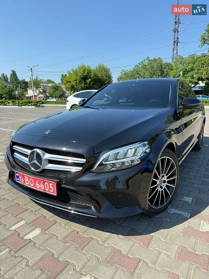 Mercedes-Benz C-Class 2018 photo 2