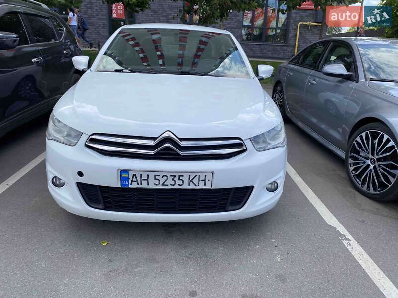 Седан Citroen C-Elysee 2014 в Киеве Седан Citroen C-Elysee 2014 в Киеве