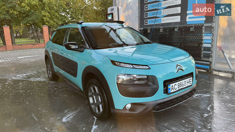 Внедорожник / Кроссовер Citroen C4 Cactus 2015 в Луцке