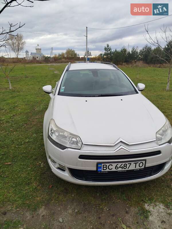 Универсал Citroen C5 2011 в Комарному
