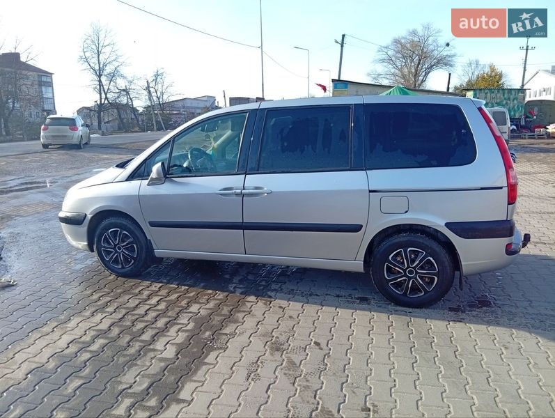Минивэн Citroen C8 2004 в Теребовле