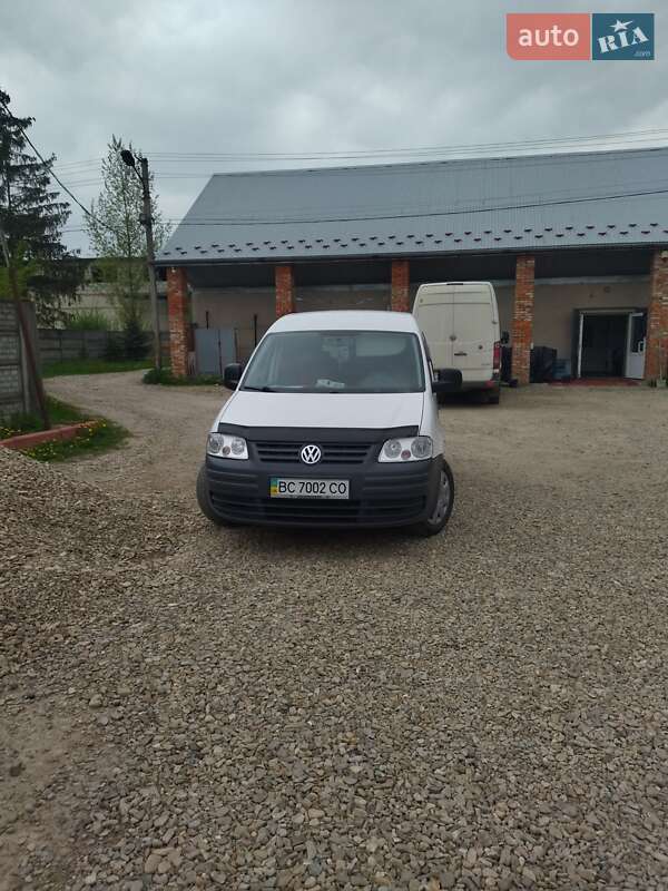 Минивэн Volkswagen Caddy 2008 в Львове