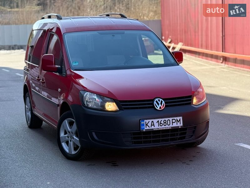 Минивэн Volkswagen Caddy 2014 в Киеве Минивэн Volkswagen Caddy 2014 в Киеве
