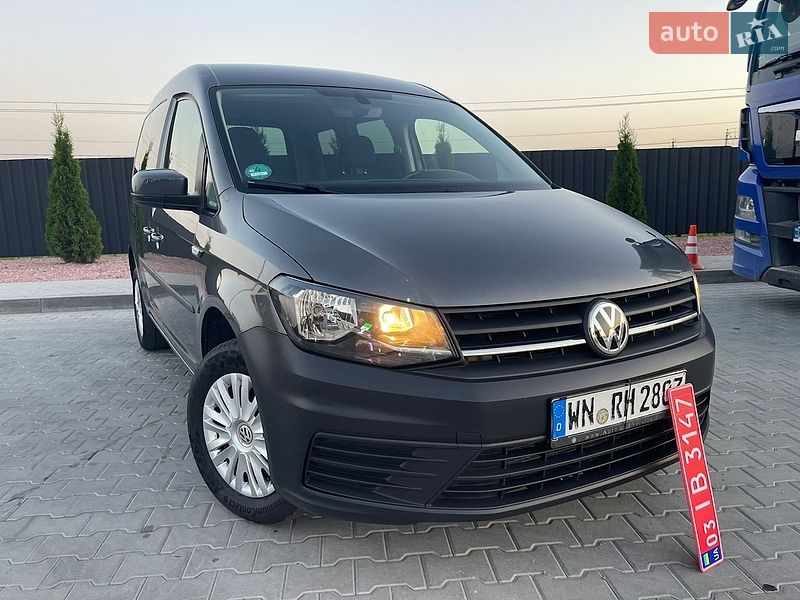 Минивэн Volkswagen Caddy 2016 в Львове