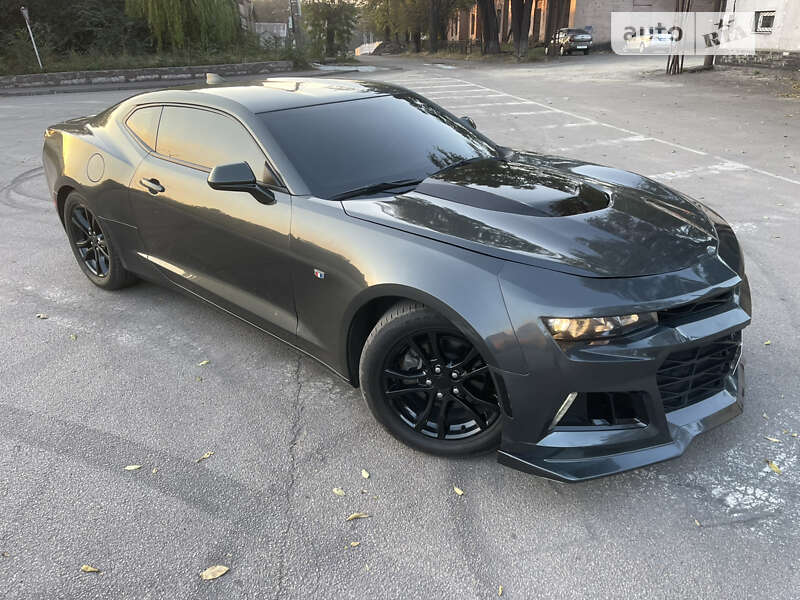 Купе Chevrolet Camaro 2018 в Каменском Купе Chevrolet Camaro 2018 в Каменском
