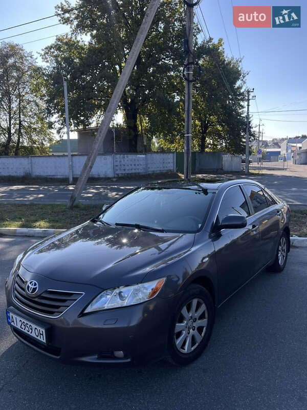 Седан Toyota Camry 2007 в Конотопе