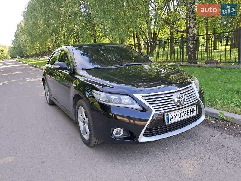 Седан Toyota Camry 2008 в Бобровице