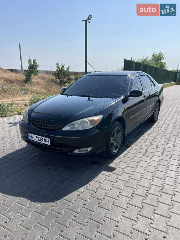 Седан Toyota Camry 2003 в Одессе