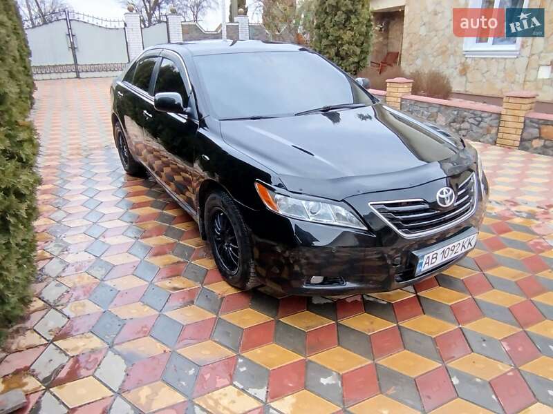 Седан Toyota Camry 2008 в Тульчине