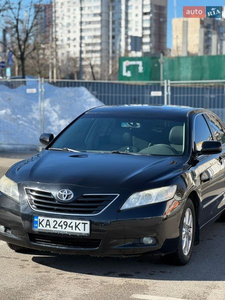 Седан Toyota Camry 2008 в Києві