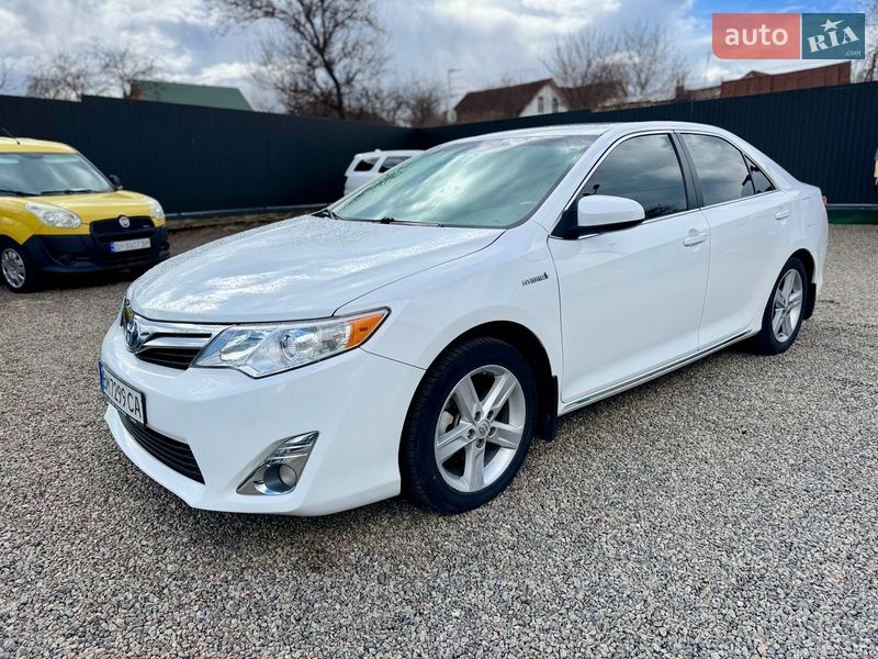 Седан Toyota Camry 2011 в Сумах