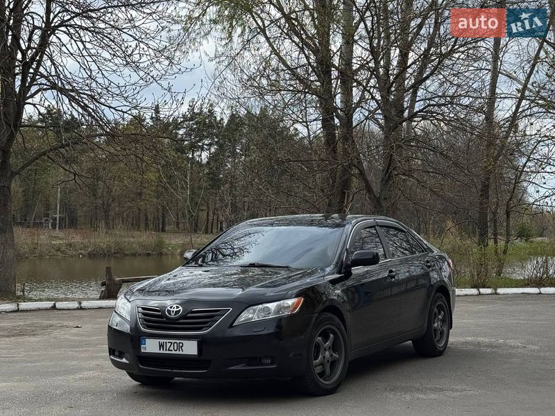 Седан Toyota Camry 2007 в Києві