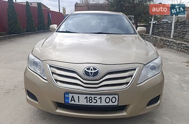 Седан Toyota Camry 2011 в Каменец-Подольском
