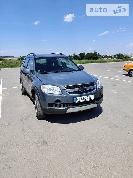 Внедорожник / Кроссовер Chevrolet Captiva 2010 в Полтаве