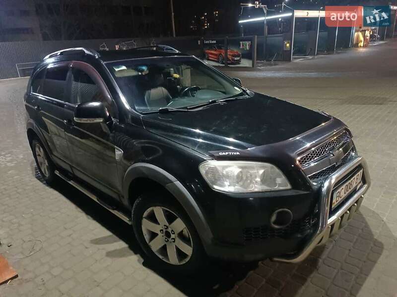 Внедорожник / Кроссовер Chevrolet Captiva 2008 в Винниках