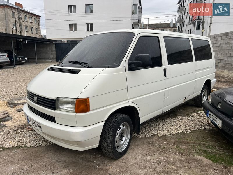 Минивэн Volkswagen Caravelle 1993 в Кременце
