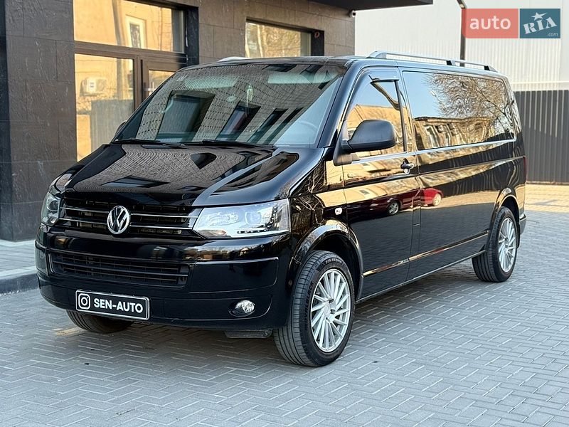 Мінівен Volkswagen Caravelle 2013 в Ужгороді