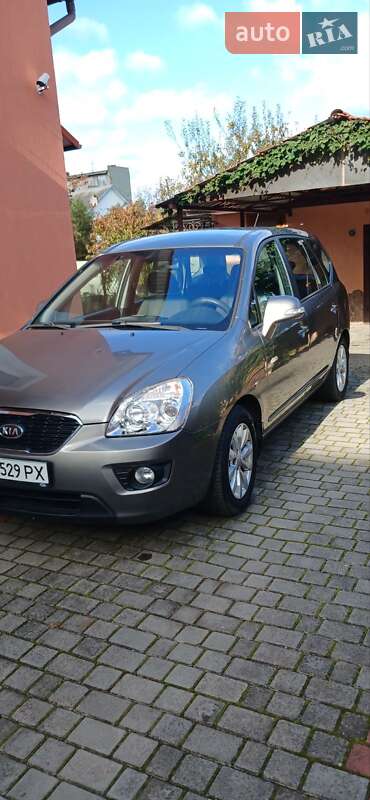Микровэн Kia Carens 2012 в Шептицькому Микровэн Kia Carens 2012 в Шептицькому
