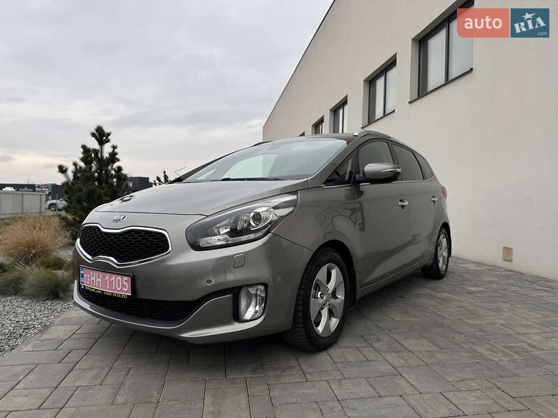 Микровэн Kia Carens 2015 в Луцке