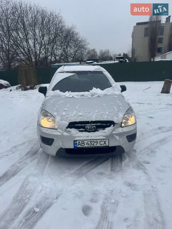 Минивэн Kia Carens 2006 в Хмельницком