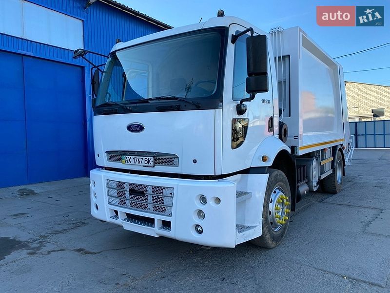 Мусоровоз Ford Cargo 2012 в Харькове