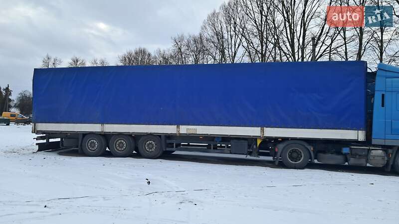 Бортовий напівпричіп Schmitz Cargobull Cargobull 2004 в Ратному