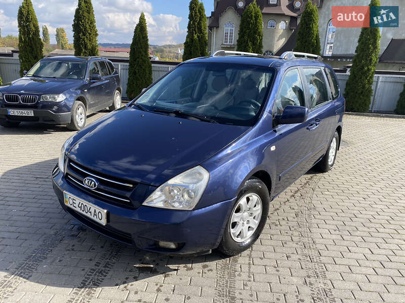 Минивэн Kia Carnival 2006 в Черновцах