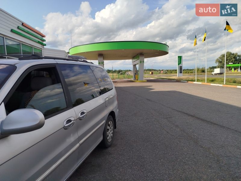 Минивэн Kia Carnival 2004 в Черкассах