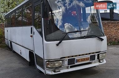 Туристический / Междугородний автобус Renault Carrier 2000 в Дрогобыче