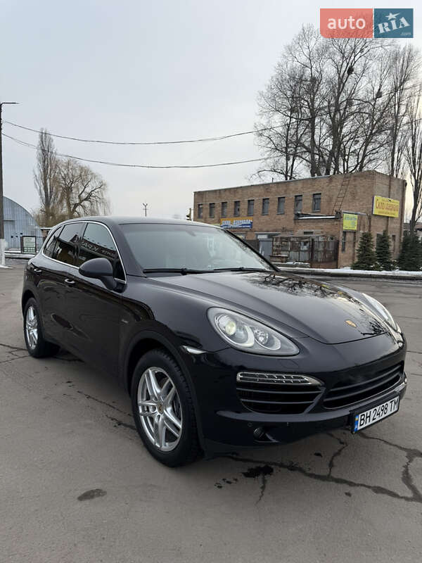 Внедорожник / Кроссовер Porsche Cayenne 2012 в Полтаве