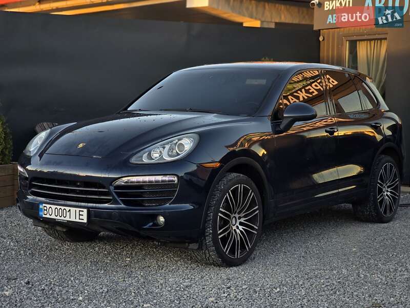 Позашляховик / Кросовер Porsche Cayenne 2011 в Тернополі