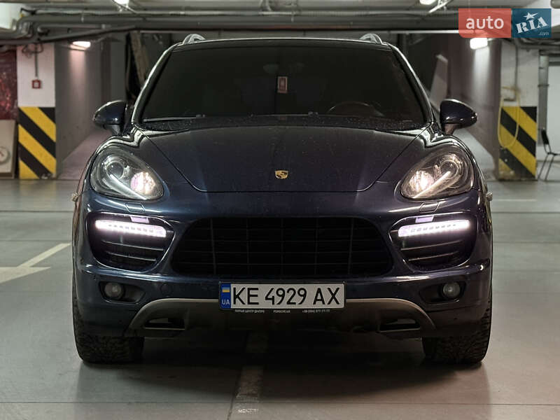 Внедорожник / Кроссовер Porsche Cayenne 2012 в Днепре