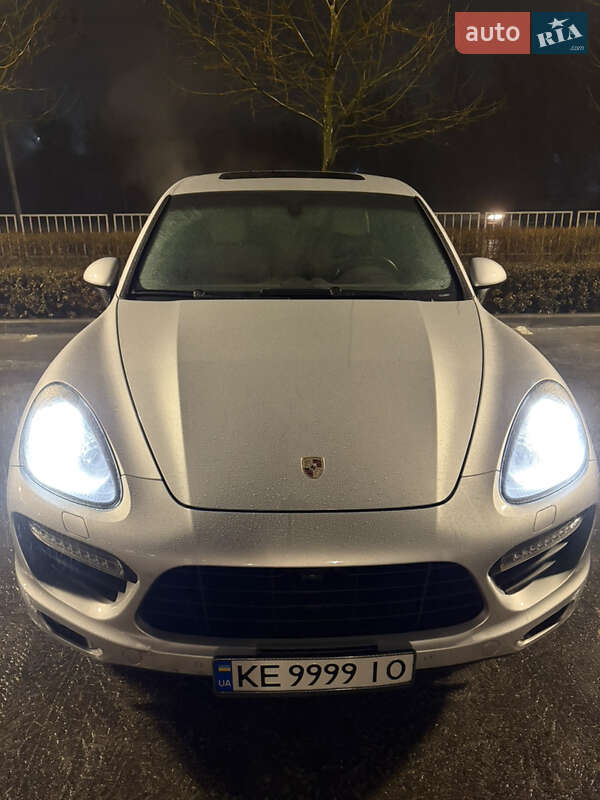 Внедорожник / Кроссовер Porsche Cayenne 2012 в Днепре