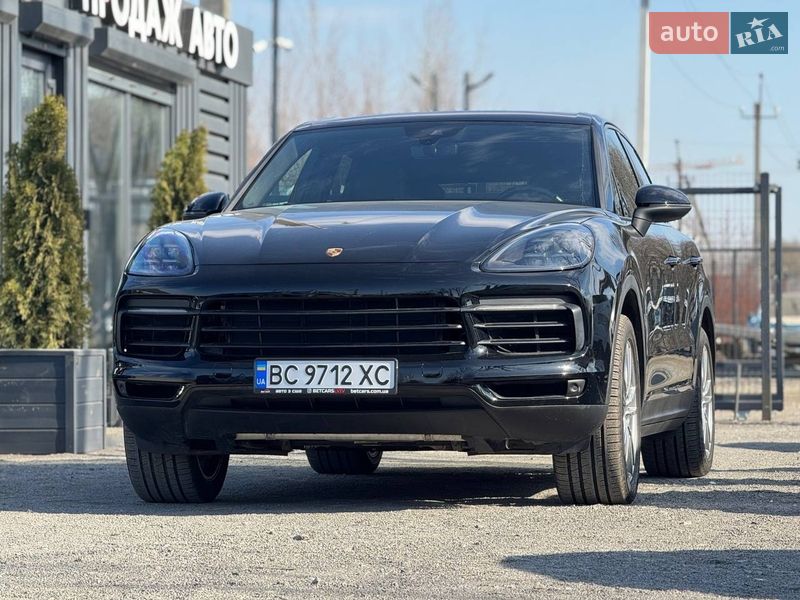 Позашляховик / Кросовер Porsche Cayenne 2018 в Львові