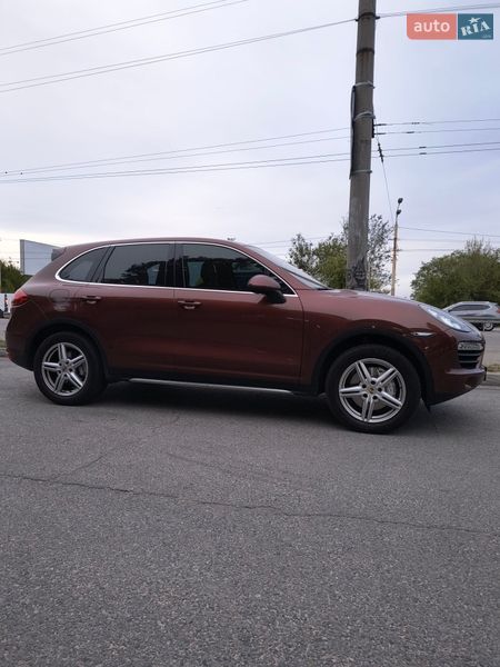 Внедорожник / Кроссовер Porsche Cayenne 2013 в Днепре