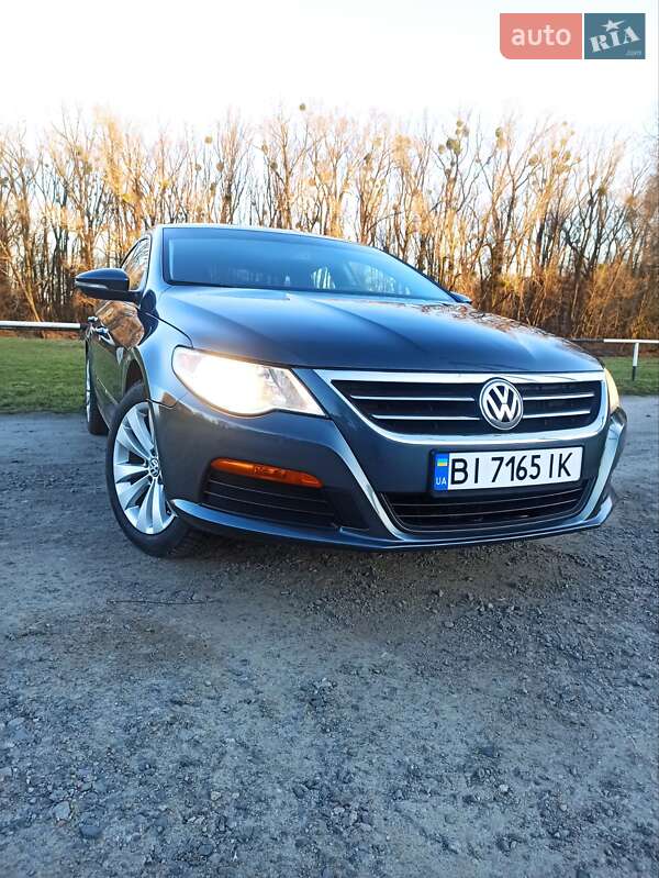Купе Volkswagen CC / Passat CC 2011 в Лубнах
