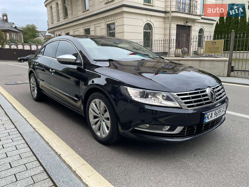 Купе Volkswagen CC / Passat CC 2013 в Киеве