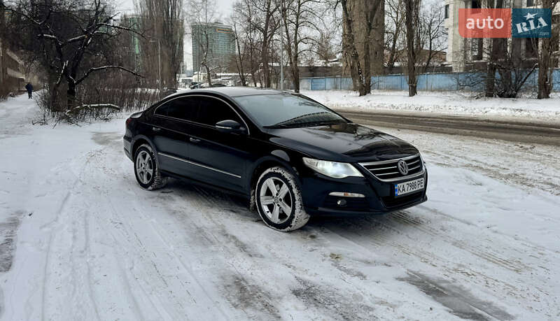 Купе Volkswagen CC / Passat CC 2010 в Киеве