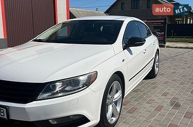 Купе Volkswagen CC / Passat CC 2012 в Городенці