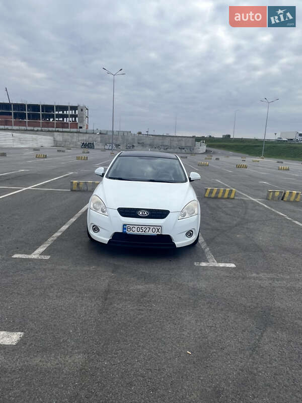 Хэтчбек Kia Ceed 2008 в Львове Хэтчбек Kia Ceed 2008 в Львове