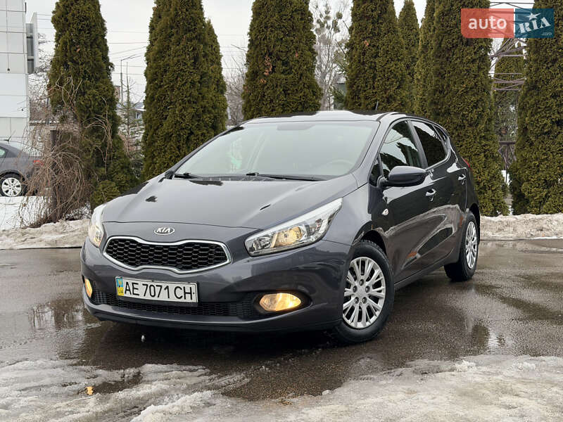 Хэтчбек Kia Ceed 2013 в Киеве Хэтчбек Kia Ceed 2013 в Киеве
