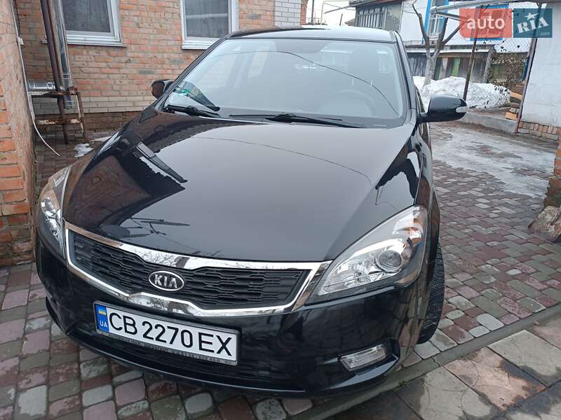 Хэтчбек Kia Ceed 2010 в Нежине