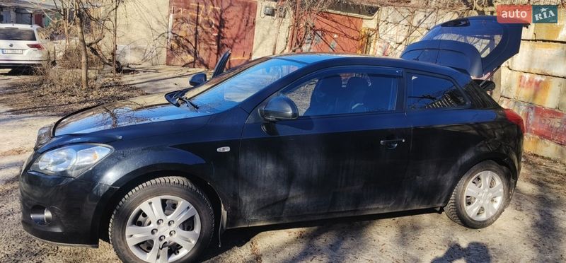 Универсал Kia Ceed 2008 в Южноукраинске Универсал Kia Ceed 2008 в Южноукраинске