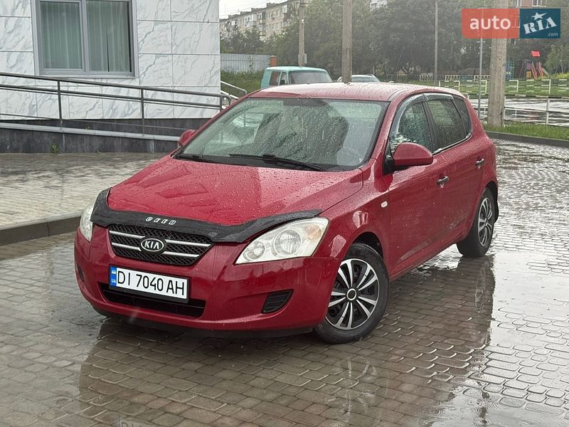 Хэтчбек Kia Ceed 2008 в Полтаве