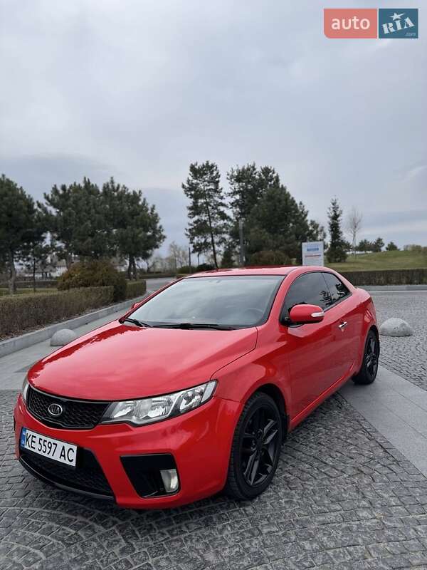 Купе Kia Cerato 2010 в Днепре